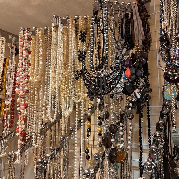 Jewelry Bundle - 5 Pieces for $25 - Picture 3 of 11